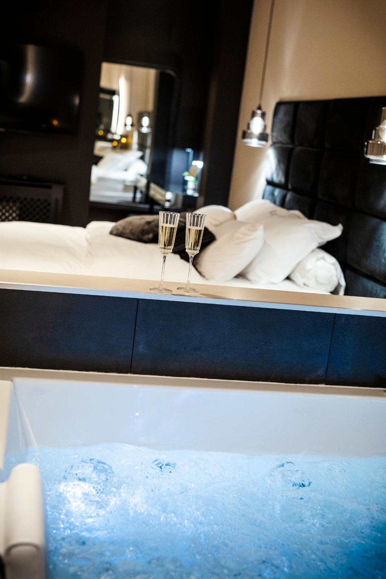 Hedone Suite De Luxe Et Spa Privatif Нанси Екстериор снимка